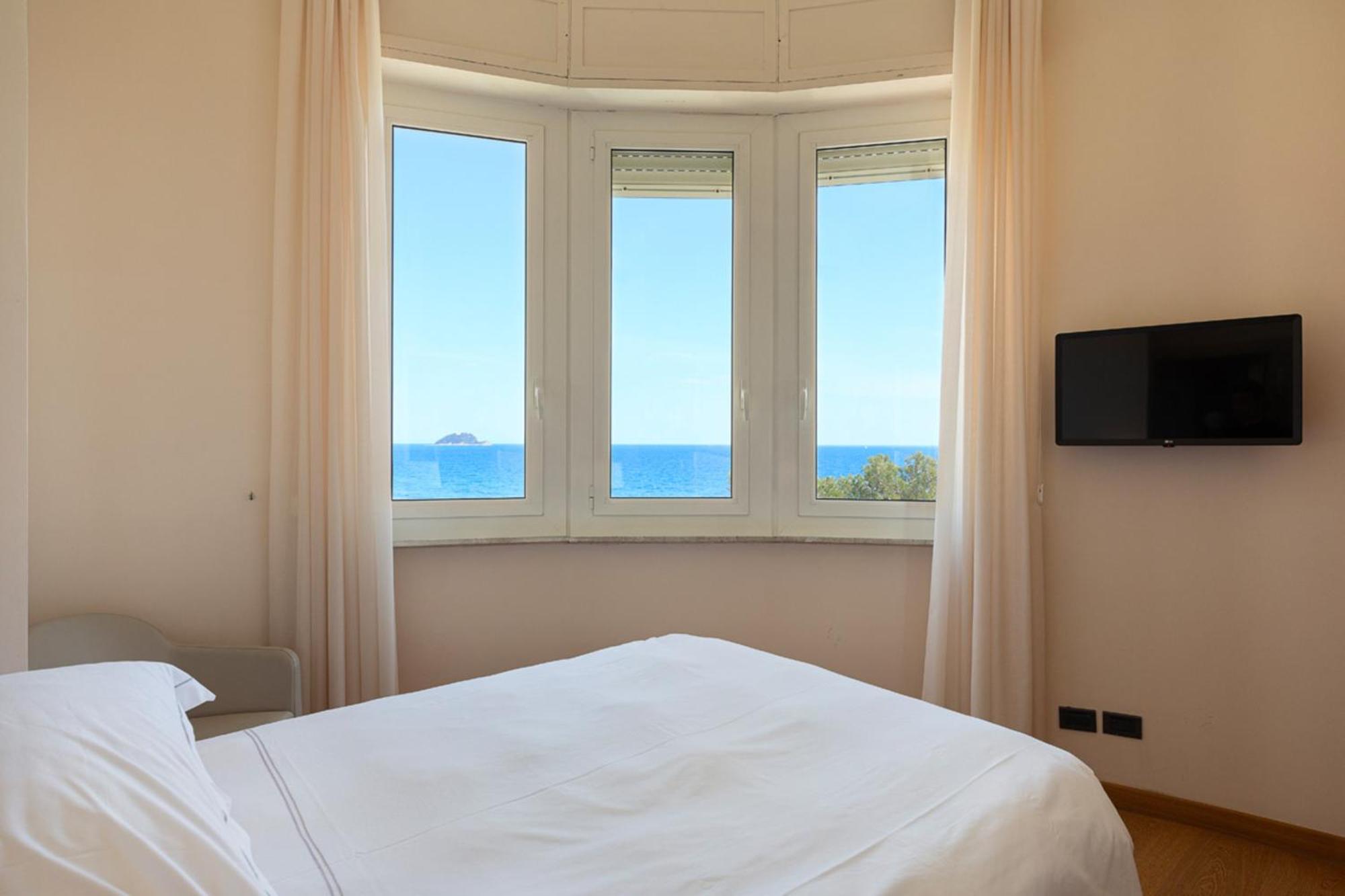 אלסיו Grand Hotel Mediterranee מראה חיצוני תמונה
