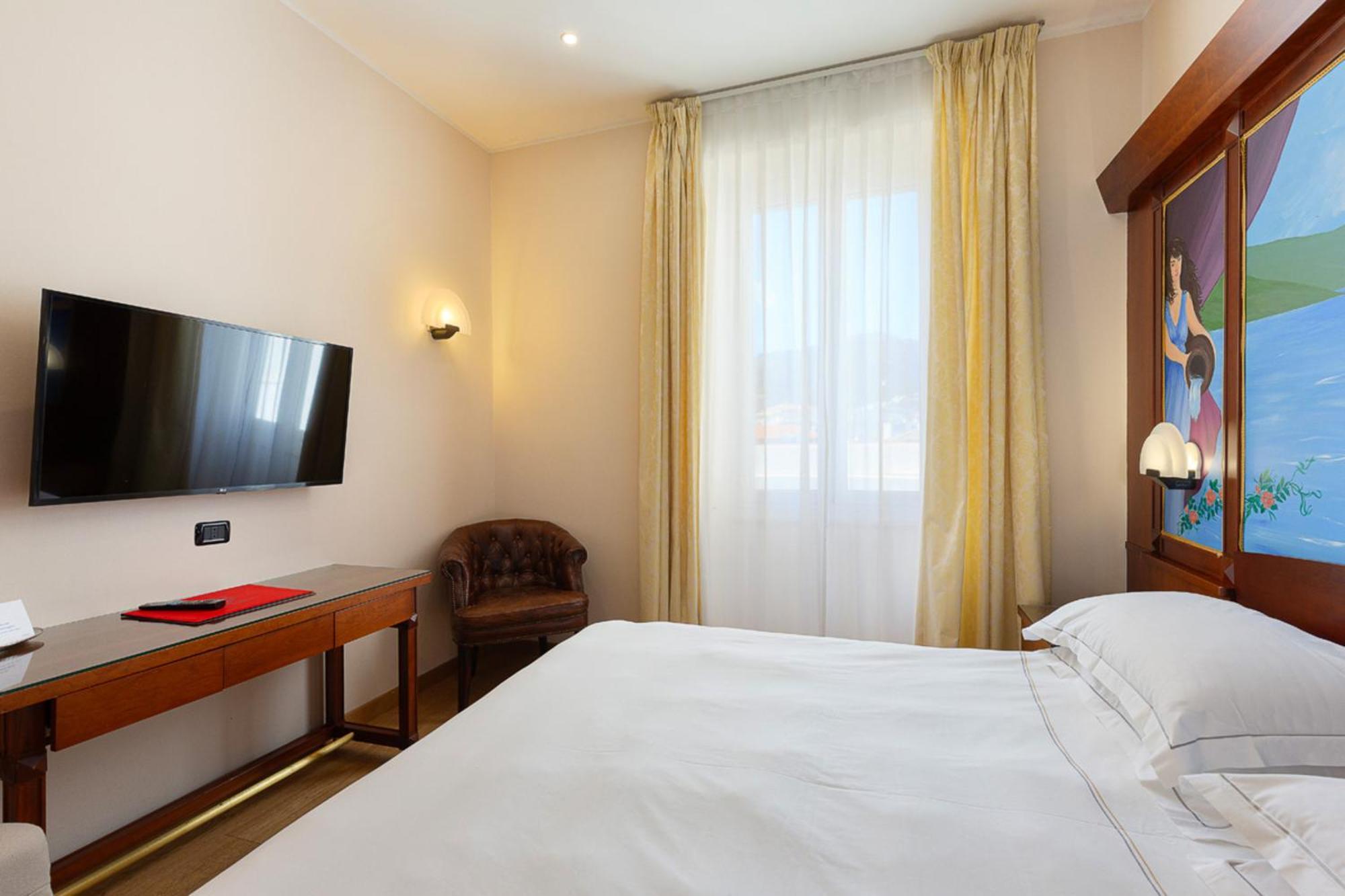 אלסיו Grand Hotel Mediterranee מראה חיצוני תמונה